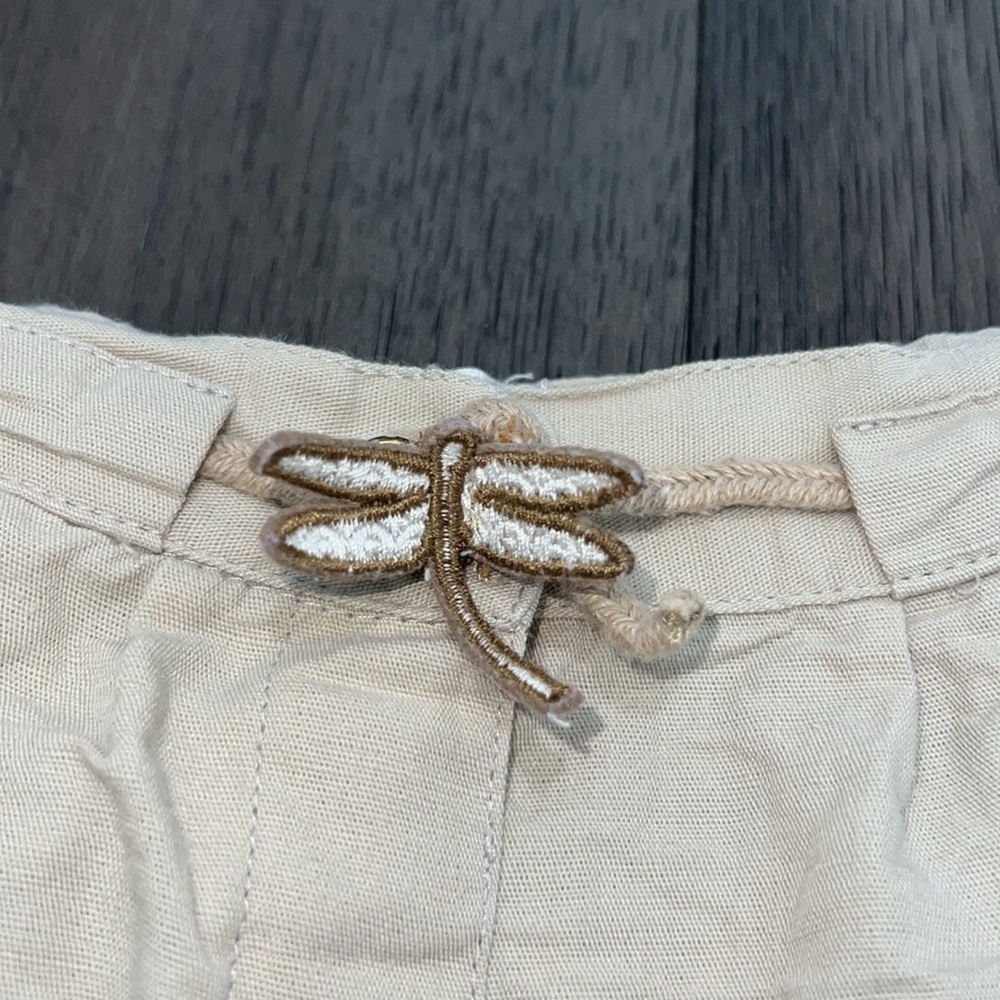 NWOT Zara baby girl pleated like khaki butterfly belted shorts with pockets - Picture 2 of 8